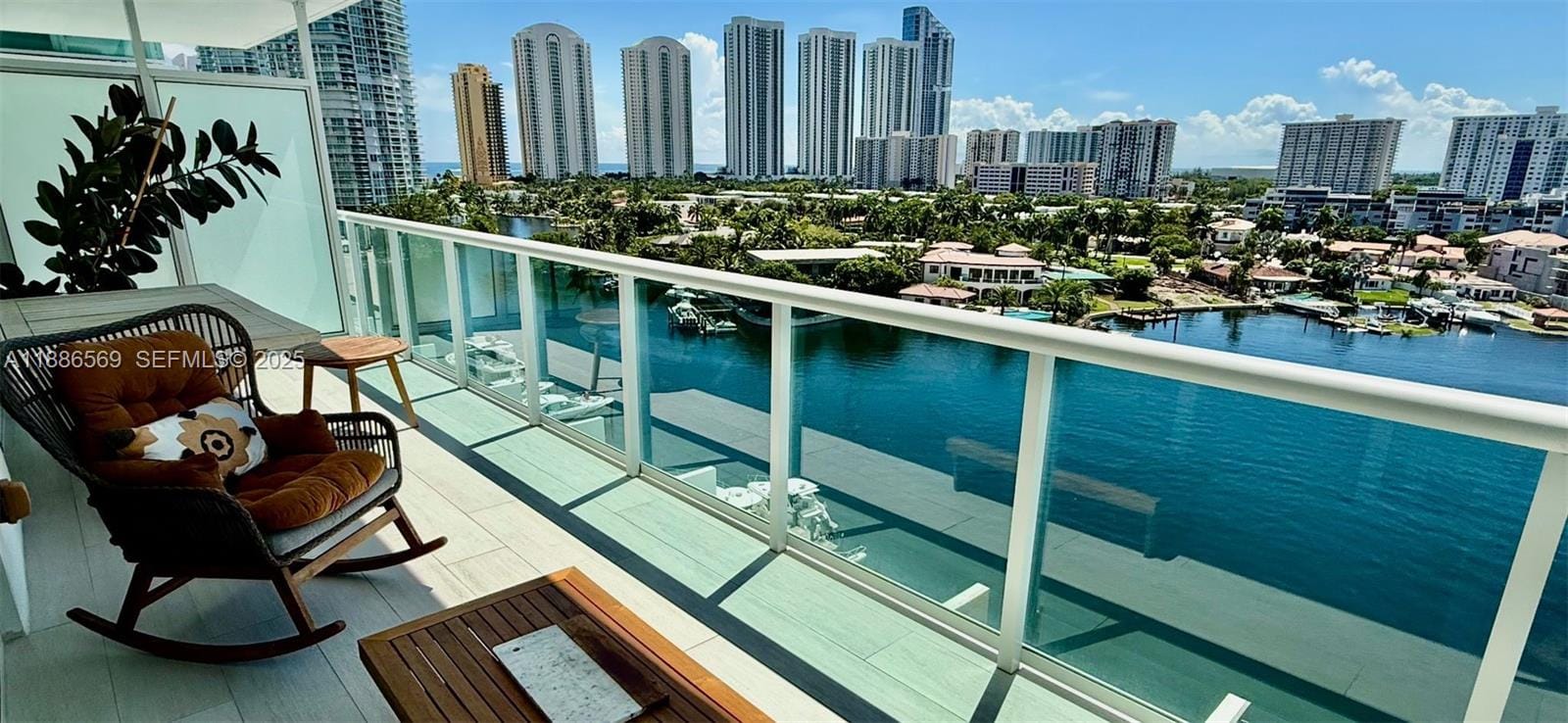 400 Sunny Isles Boulevard 916, Sunny Isles Beach, FL 33160 photo 19