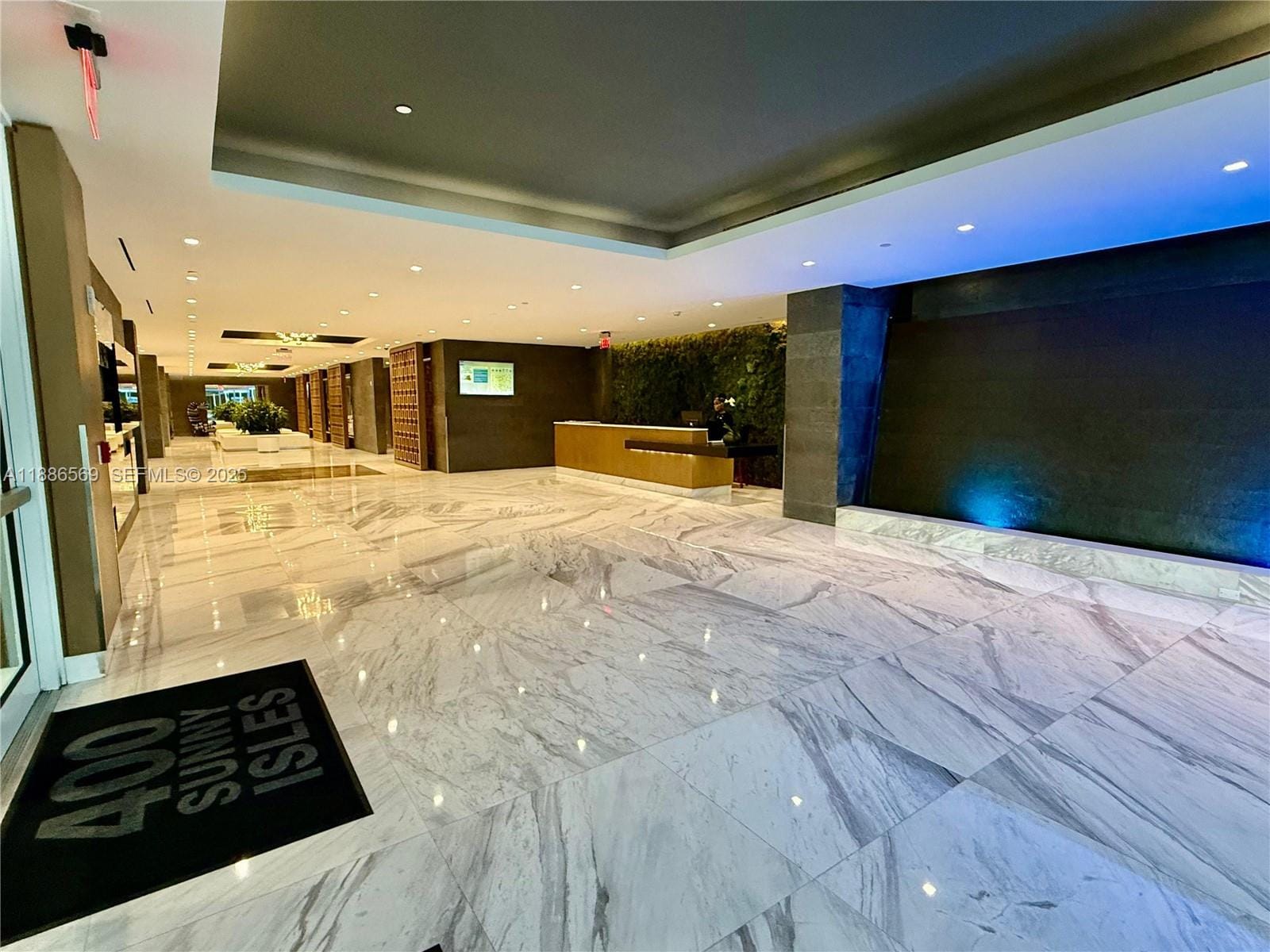 400 Sunny Isles Boulevard 916, Sunny Isles Beach, FL 33160 photo 27