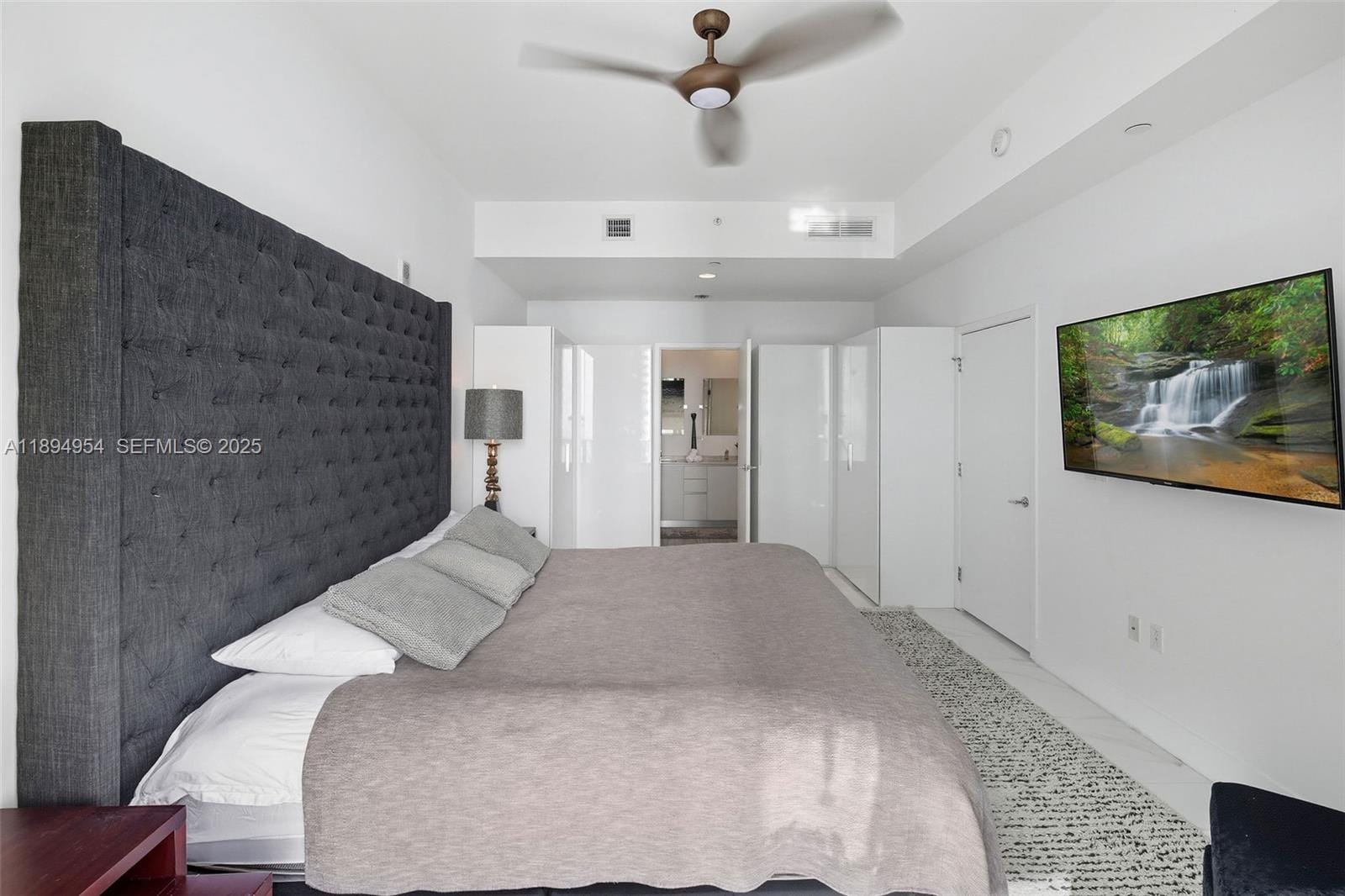 1010 Brickell Avenue 4704, Miami, FL 33131 photo 29