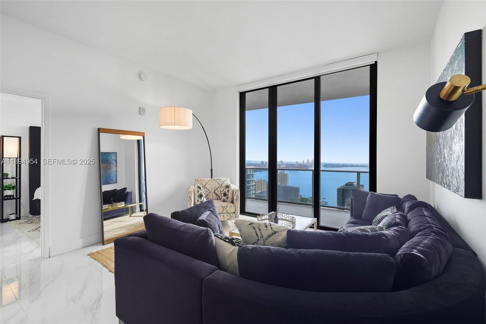1010 Brickell Avenue 4704 — photo 4
