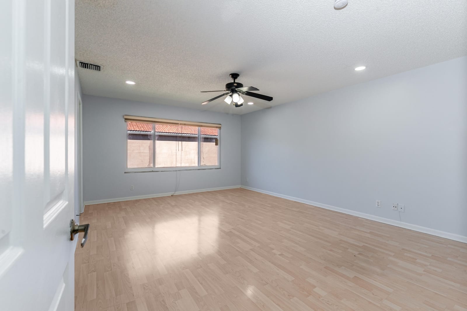 2502 Ambassador Avenue, Cooper City, FL 33026 photo 18