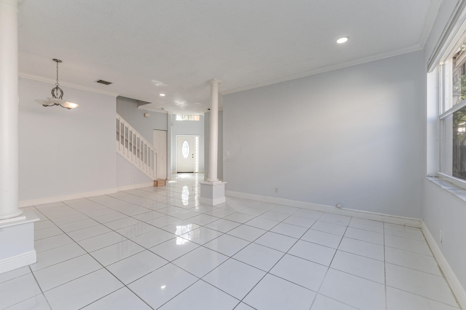 2502 Ambassador Avenue — photo 10