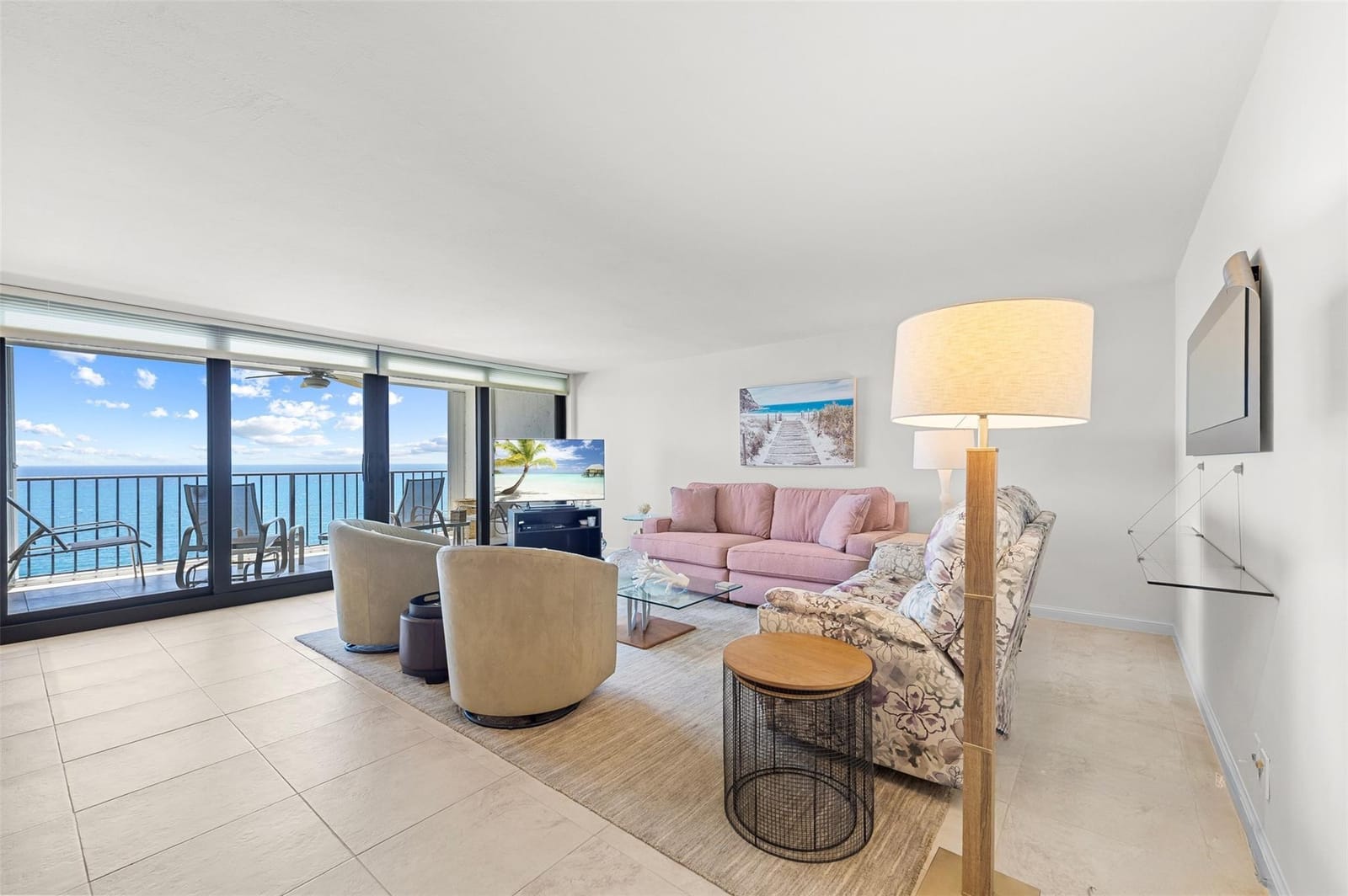 1905 N Ocean Boulevard 14D — photo 3