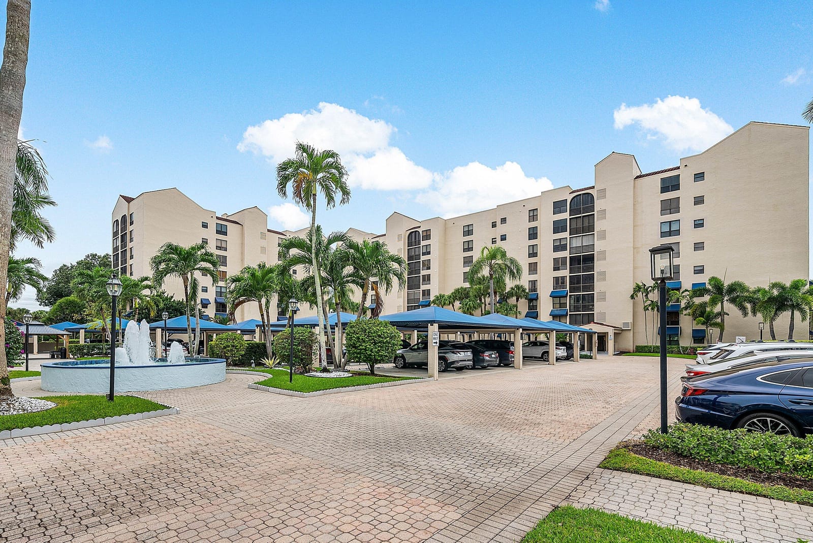 7580 Regency Lake Drive 402, Boca Raton, FL 33433