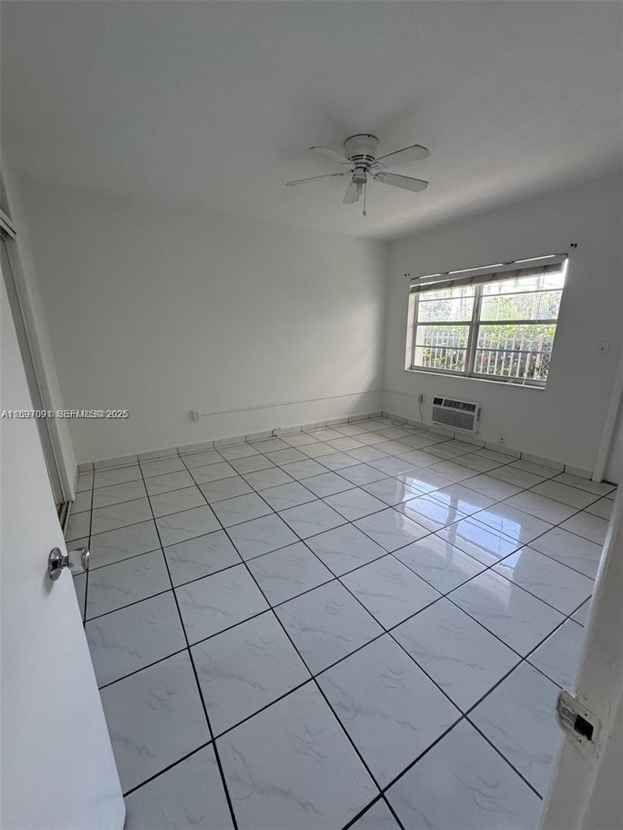 8040 Tatum Waterway Drive 3 — photo 5