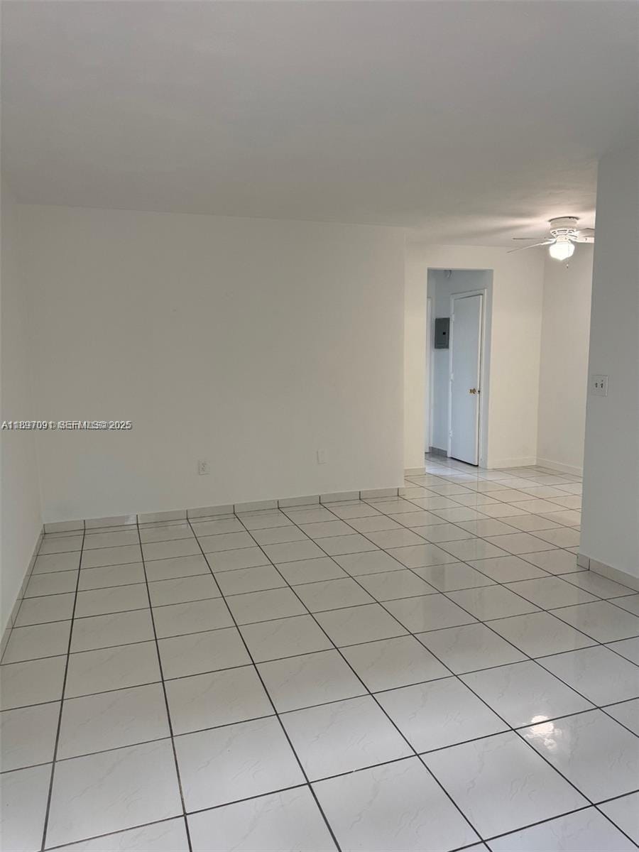 8040 Tatum Waterway Drive 3 — photo 6
