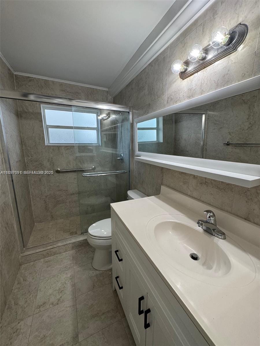 8040 Tatum Waterway Drive 3 — photo 10
