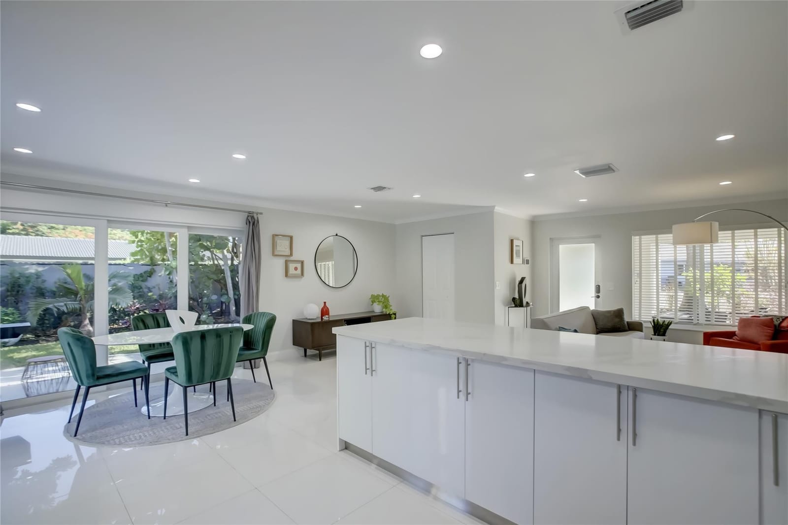 3281 NE 15th Avenue, Oakland Park, FL 33334 photo 14