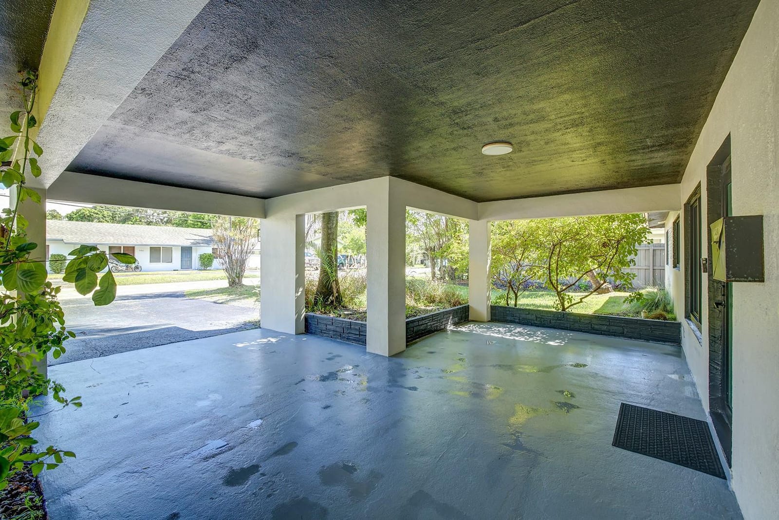 3281 NE 15th Avenue, Oakland Park, FL 33334 photo 8