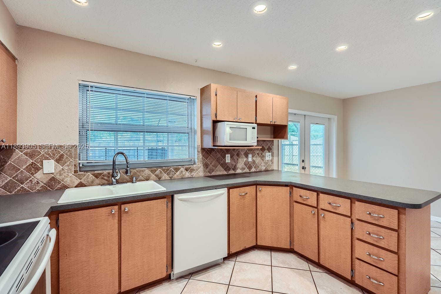 9802 N Military Trail, Palm Beach Gardens, FL 33410 photo 4