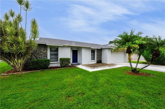 2490 4th Place, Vero Beach, FL 32962
