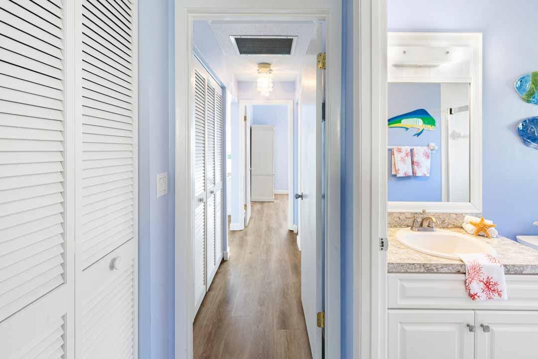 8075 SE Villa Circle, Hobe Sound, FL 33455 photo 16