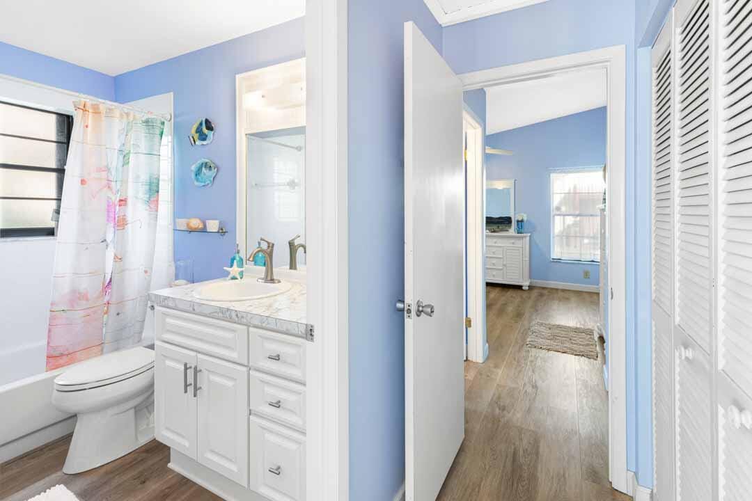 8075 SE Villa Circle, Hobe Sound, FL 33455 photo 22