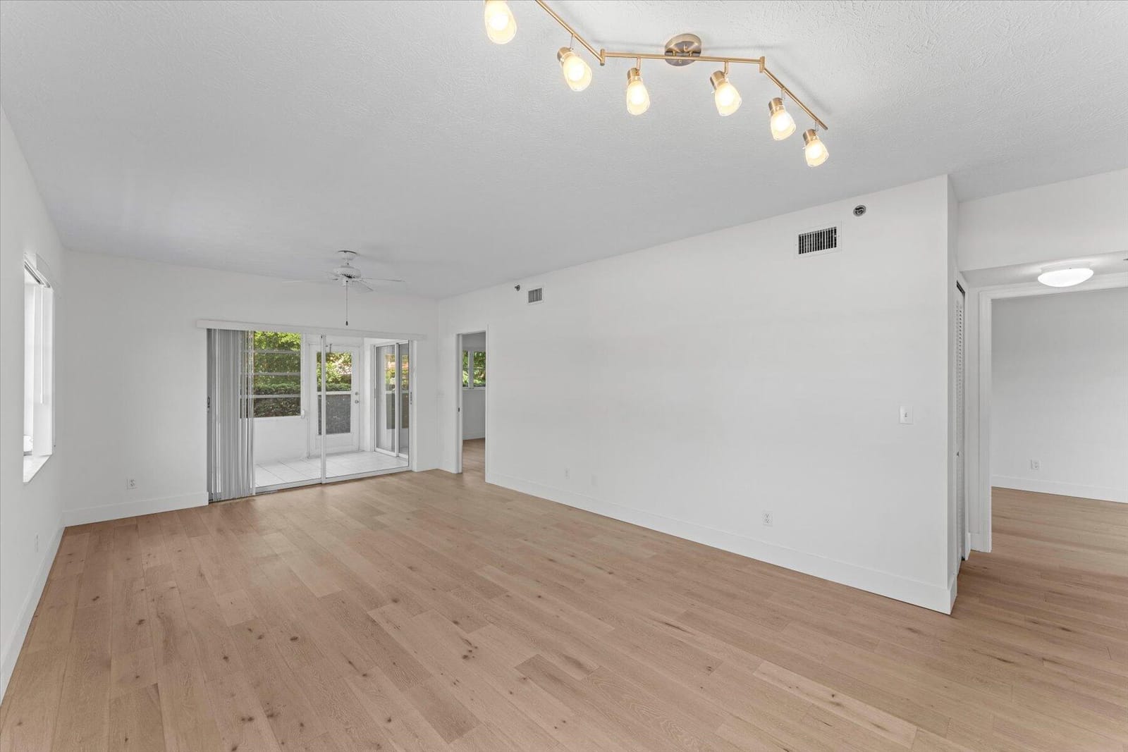 2950 SE Ocean Boulevard 109-101, Stuart, FL 34996 photo 16