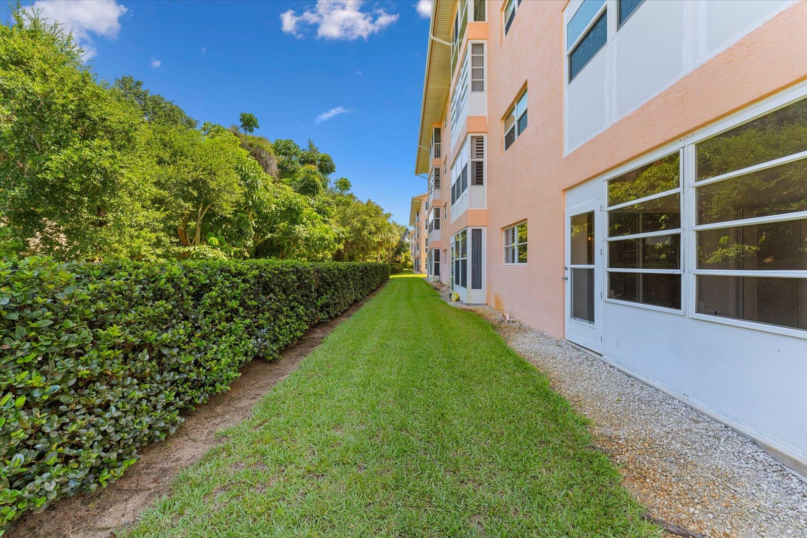 2950 SE Ocean Boulevard 109-101, Stuart, FL 34996 photo 29