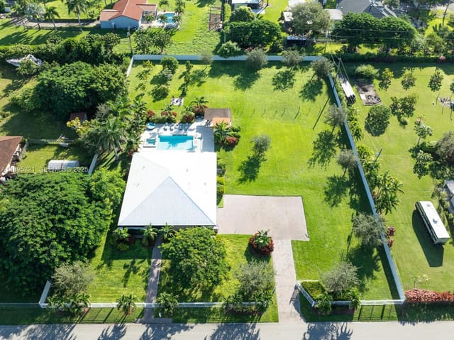 24301 SW 212th Avenue, Homestead, FL 33031