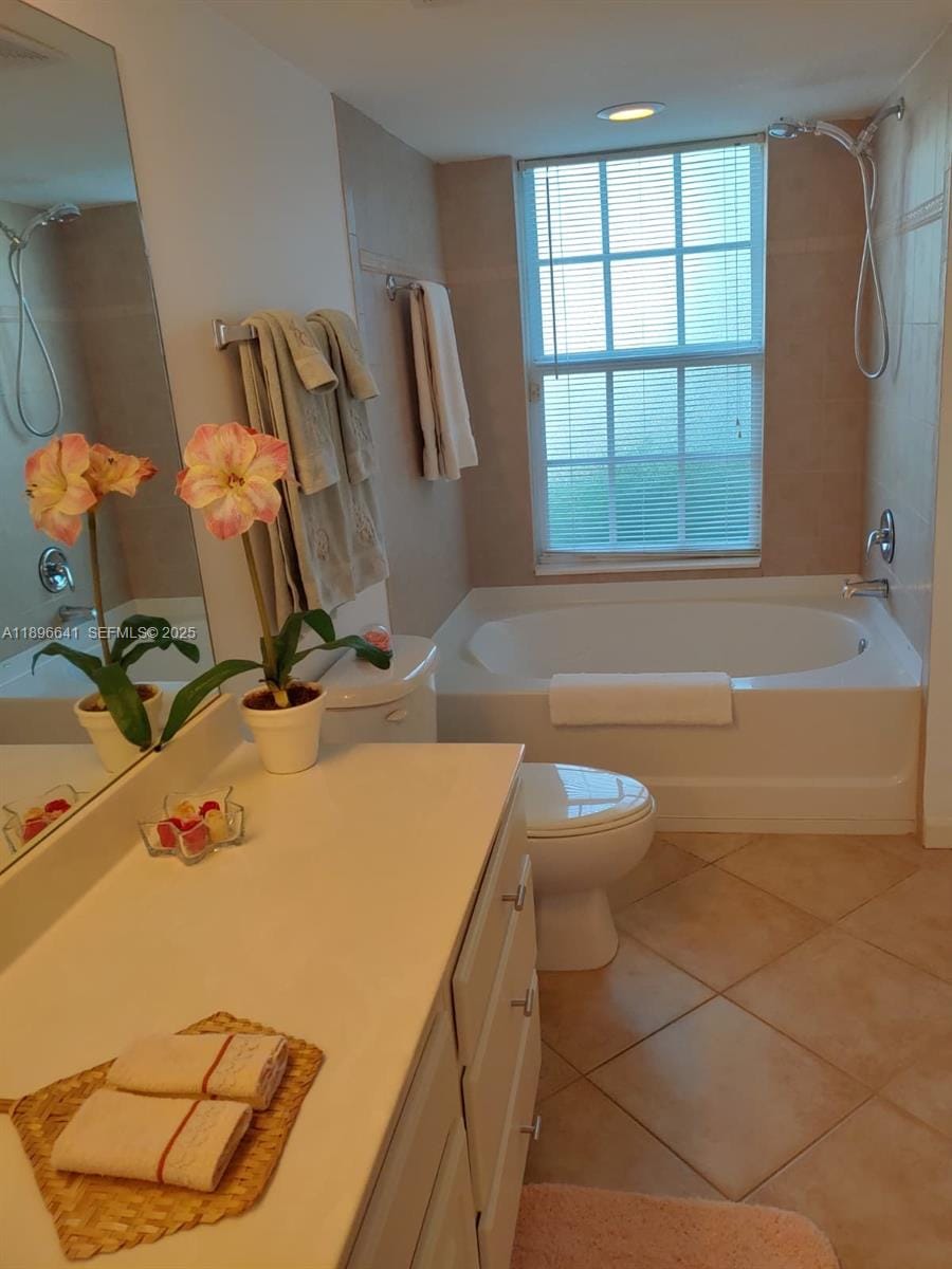4122 Residence Drive 102, Fort Myers, FL 33901 photo 18