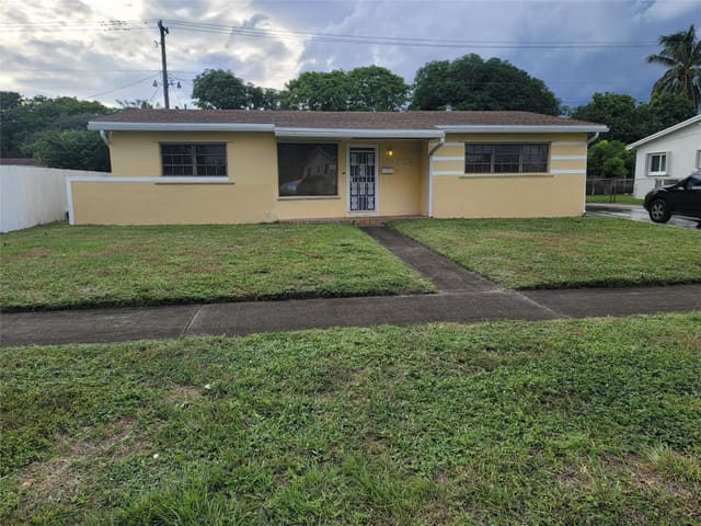 18712 NW 23rd Court, Miami Gardens, FL 33056
