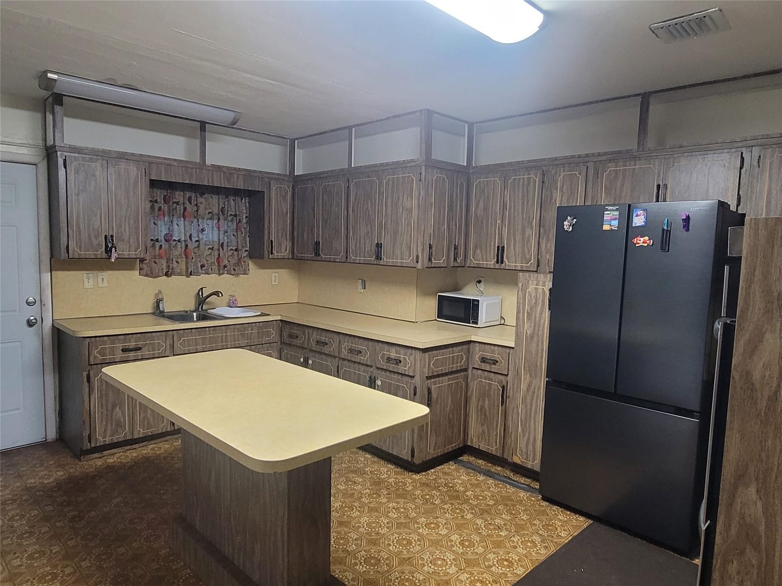 18712 NW 23rd Court, Miami Gardens, FL 33056 photo 8