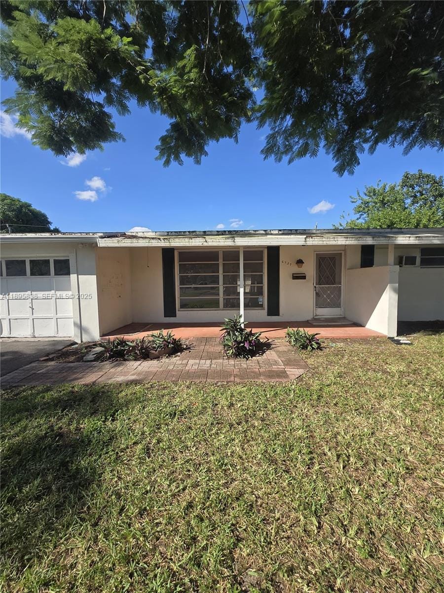 6737 Arbor Drive, Miramar, FL 33023 photo 2