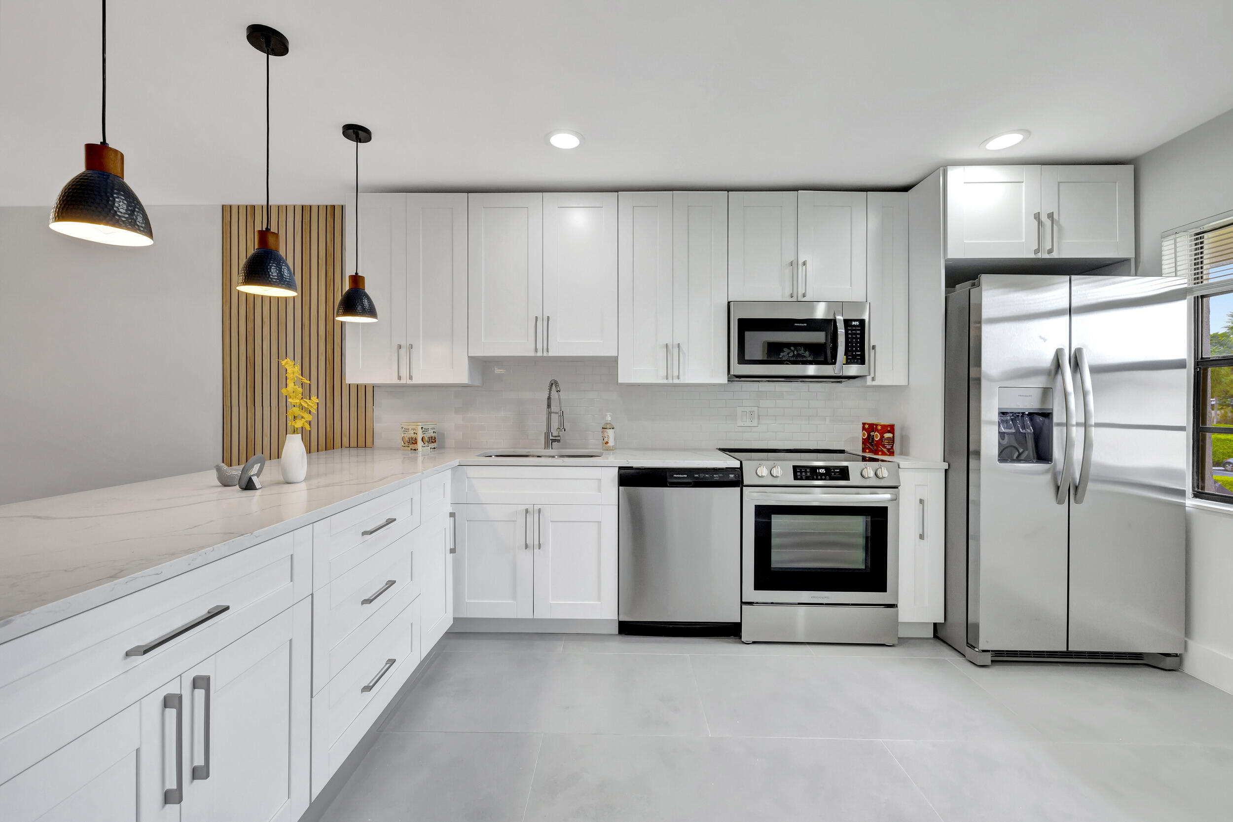7898 Eastlake Drive 7d — photo 6