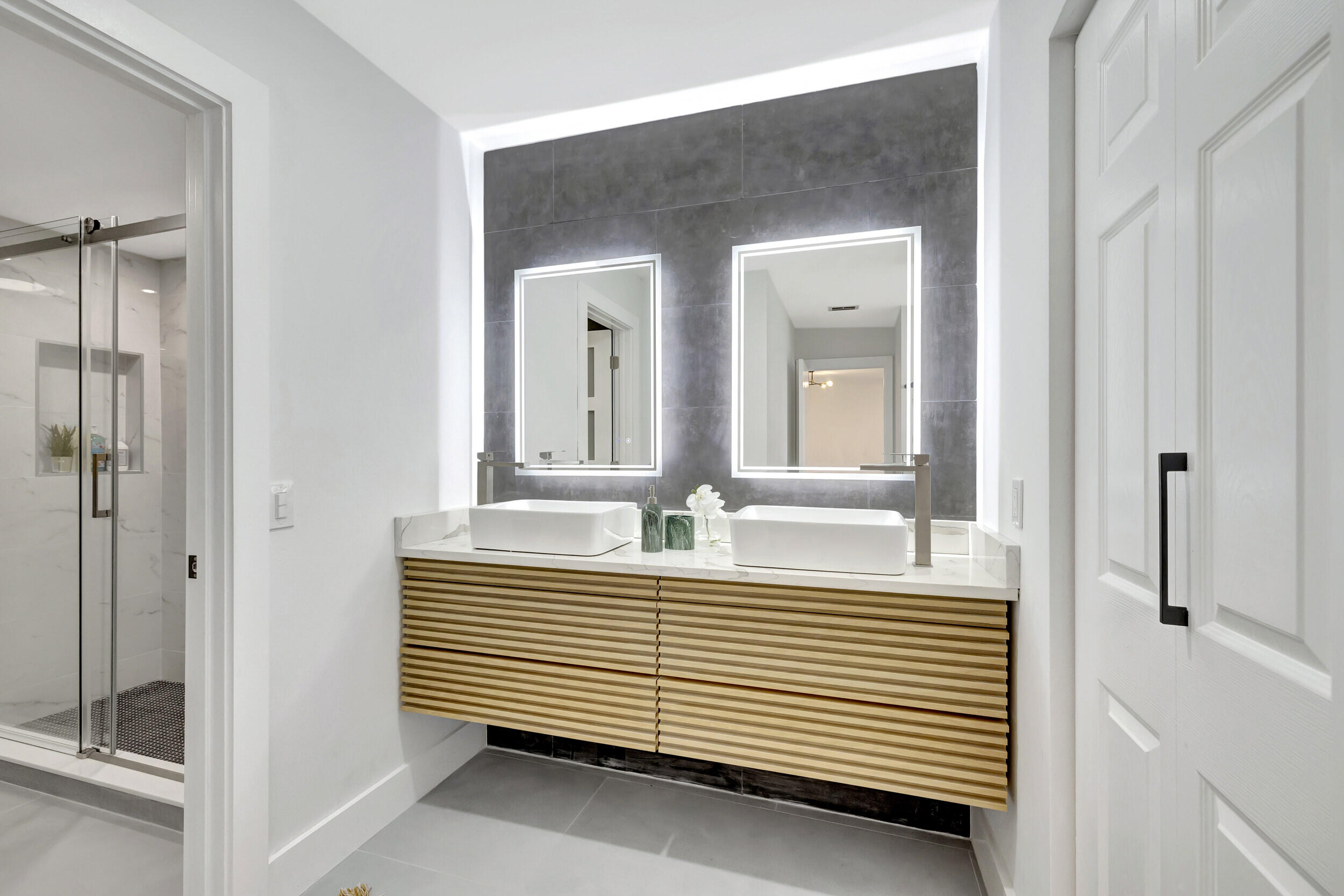7898 Eastlake Drive 7d — photo 8