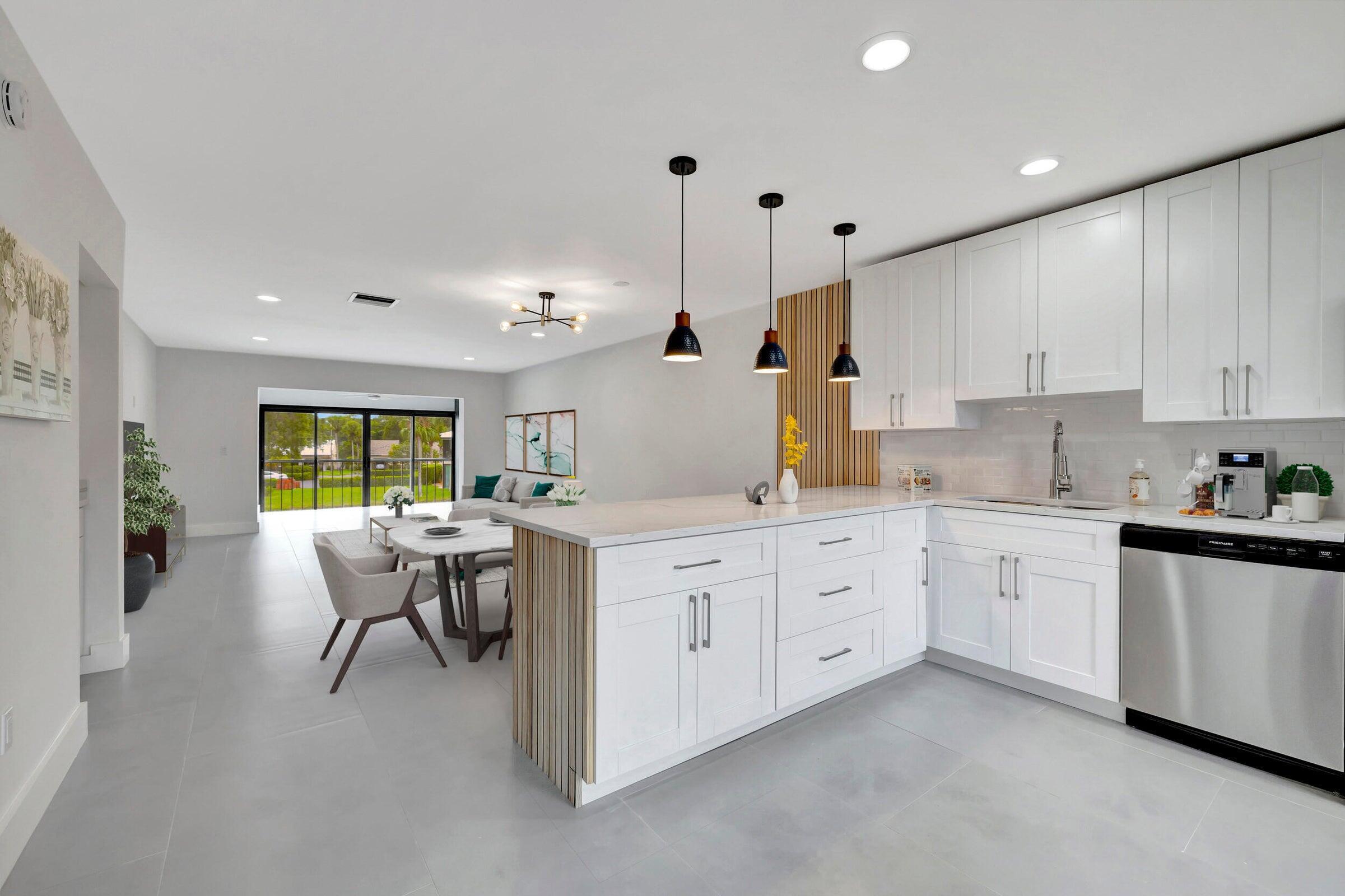 7898 Eastlake Drive 7d — photo 9