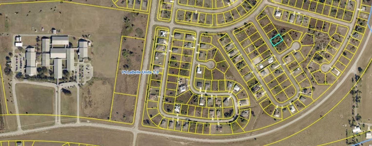 8007 Mangrove Circle — photo 3