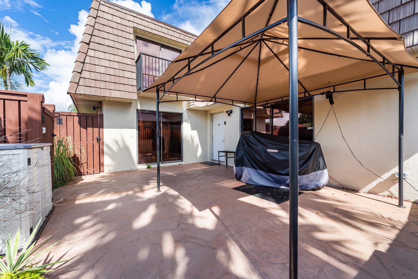 2546 SW 15th Street 2546, Deerfield Beach, FL 33442 photo 3