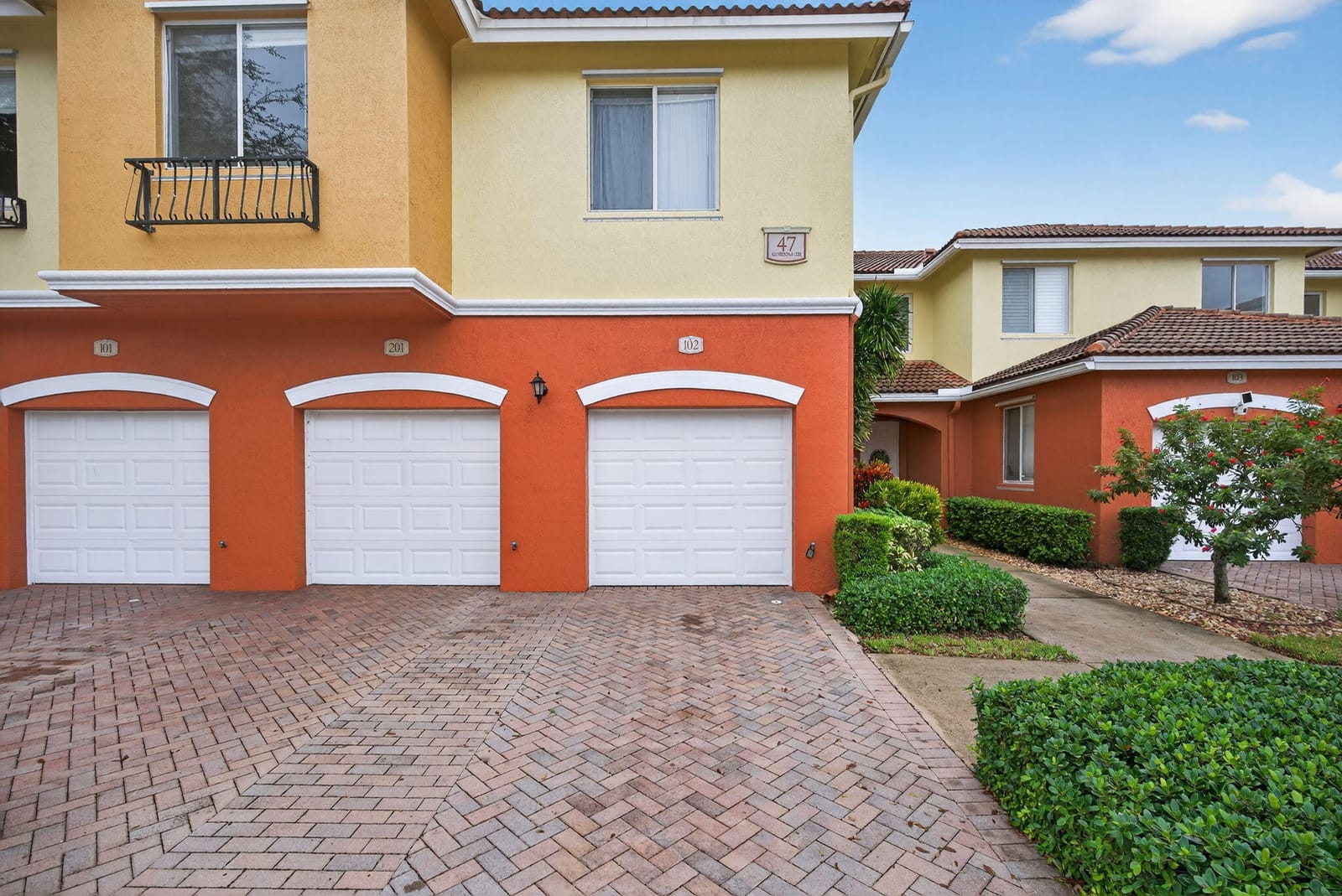 47 SE Sedona Circle 102, Stuart, FL 34994 photo 2