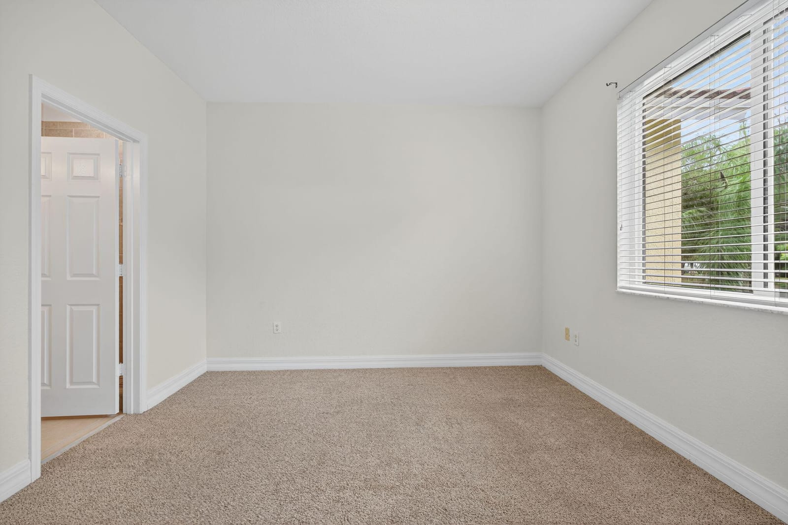 47 SE Sedona Circle 102, Stuart, FL 34994 photo 15