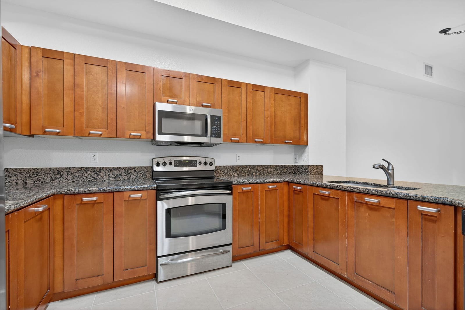 47 SE Sedona Circle 102, Stuart, FL 34994 photo 10