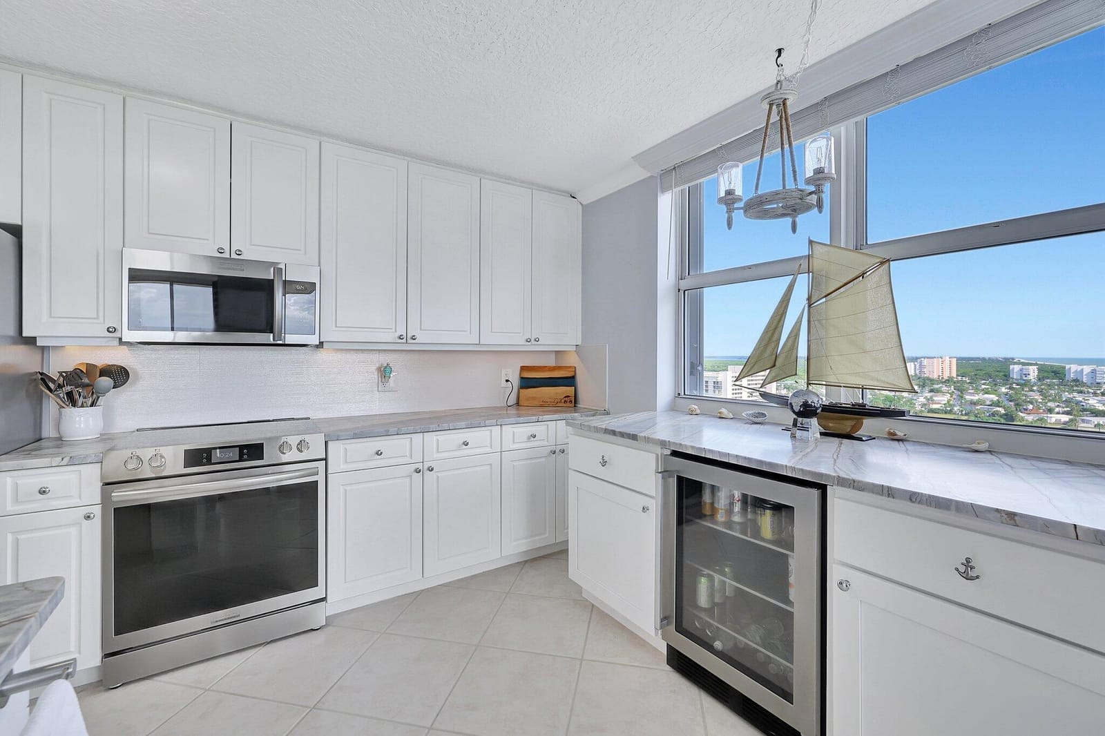 5049 N Highway A1a 1404, Hutchinson Island, FL 34949 photo 28
