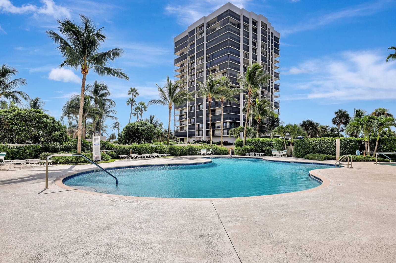 5049 N Highway A1a 1404, Hutchinson Island, FL 34949 photo 8