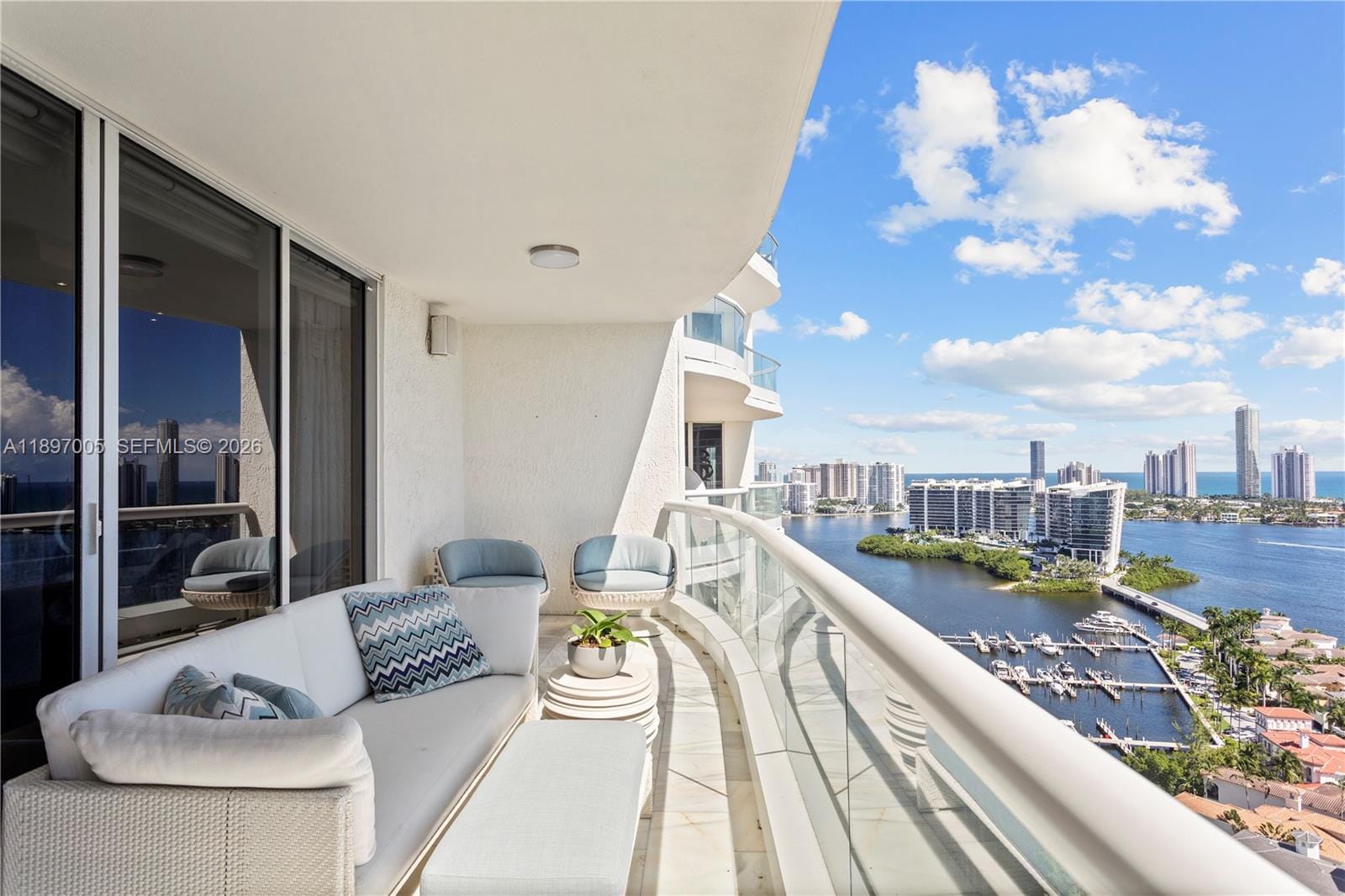 6000 Island Boulevard 2507, Aventura, FL 33160 photo 11