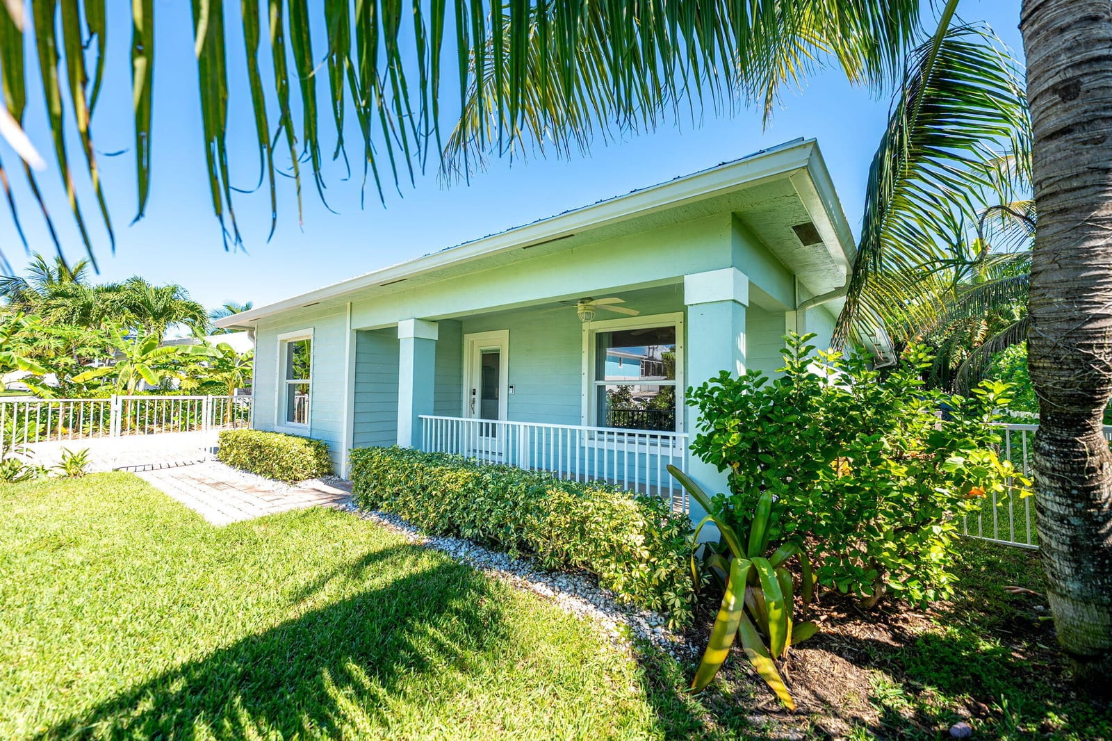 3773 NE Barbara Drive, Jensen Beach, FL 34957 photo 2