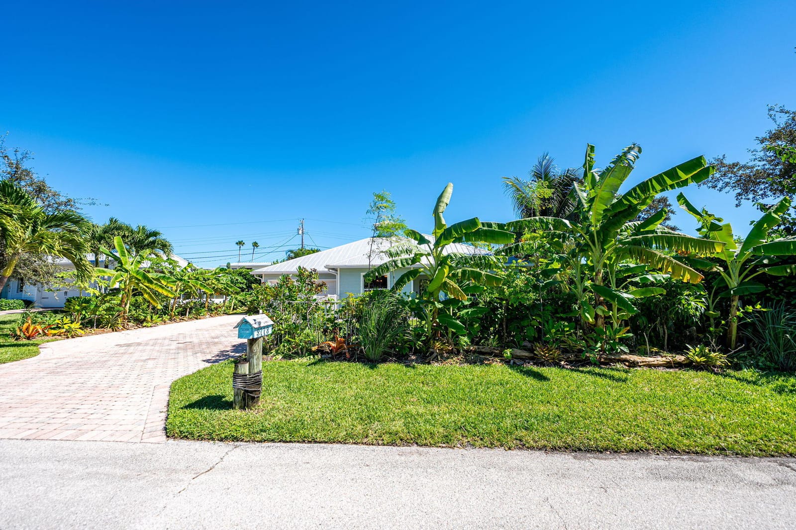 3773 NE Barbara Drive, Jensen Beach, FL 34957 photo 4