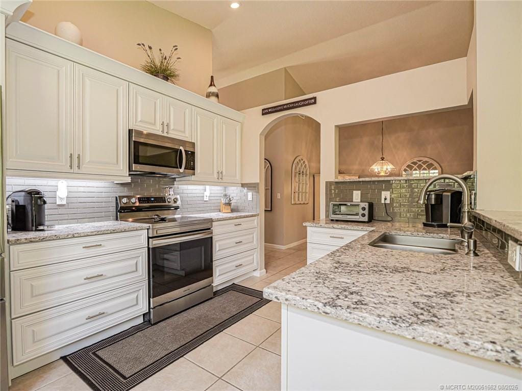 7007 SE Twin Oaks Circle, Stuart, FL 34997 photo 12