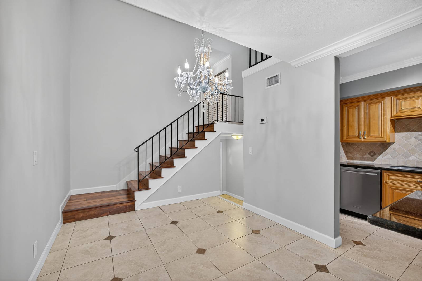 382 Golfview Road C, North Palm Beach, FL 33408 photo 5