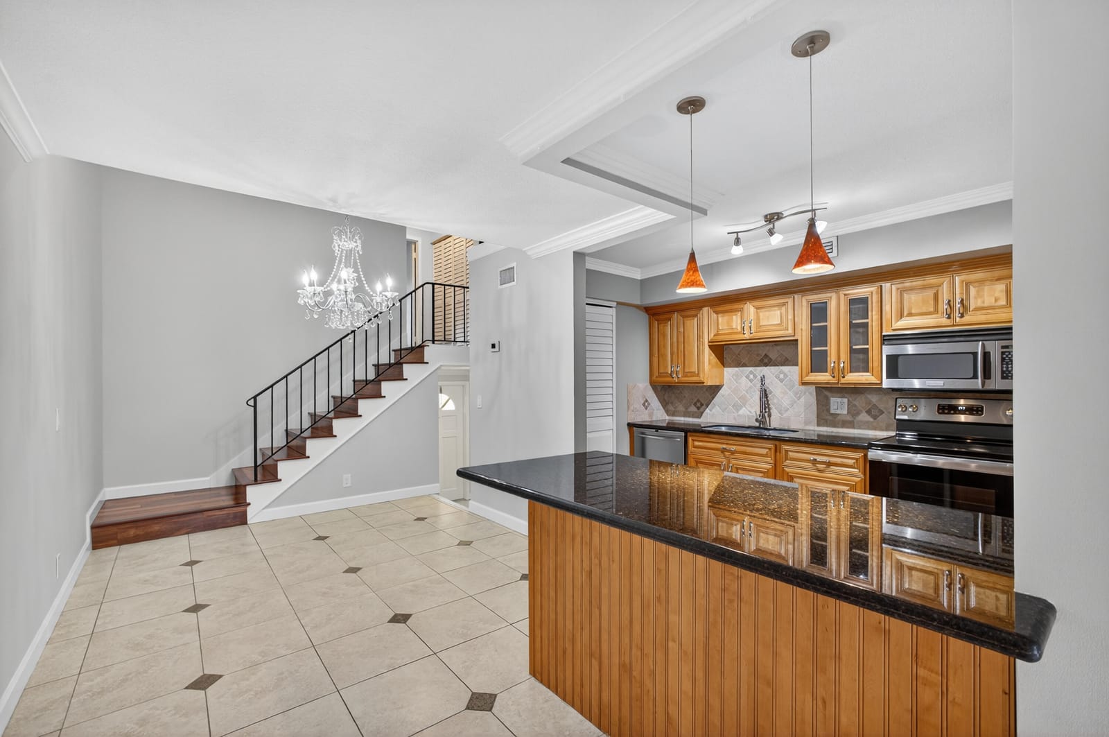 382 Golfview Road C, North Palm Beach, FL 33408 photo 9