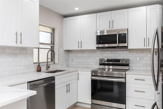 2002 SW Natura Boulevard D, Deerfield Beach, FL 33441
