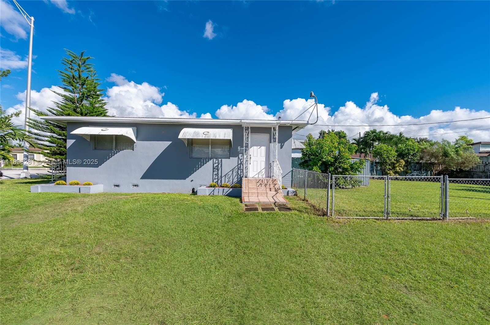 6595 SW 31st Street, Miami, FL 33155 photo 2