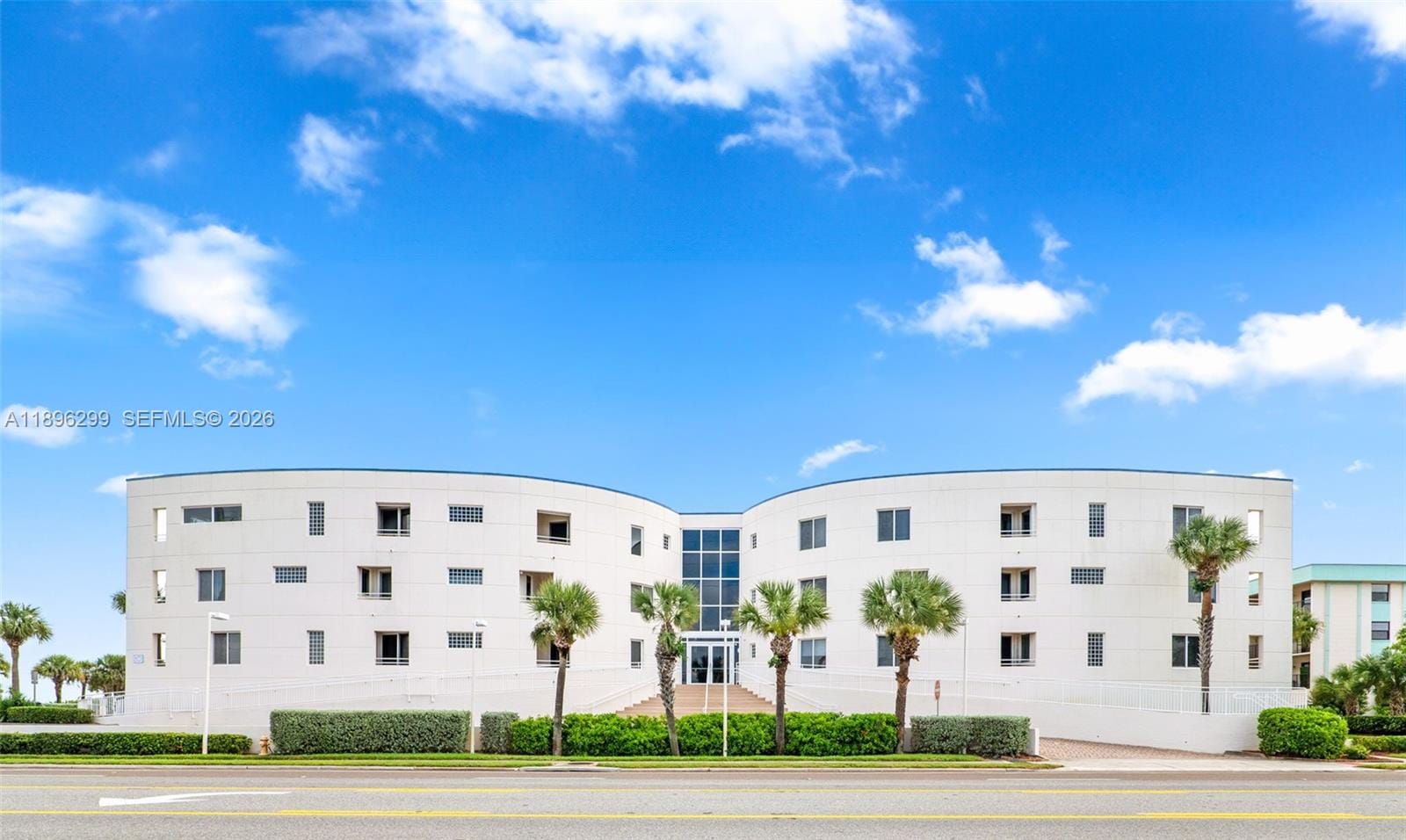 601 N Miramar 107 — photo 2