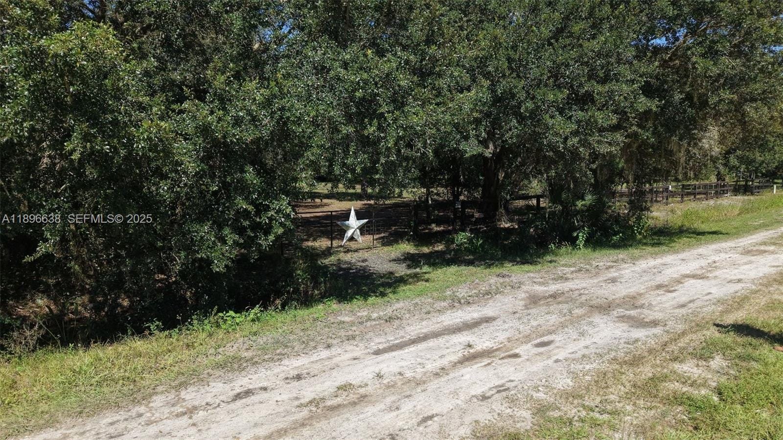 20125 NW 300th Street, Okeechobee, FL 34972 photo 23