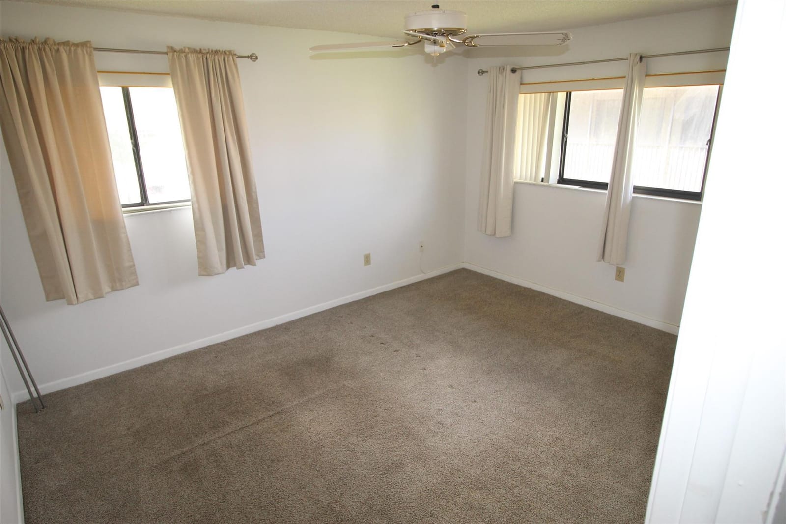 9728 S Belfort Circle 206 — photo 8