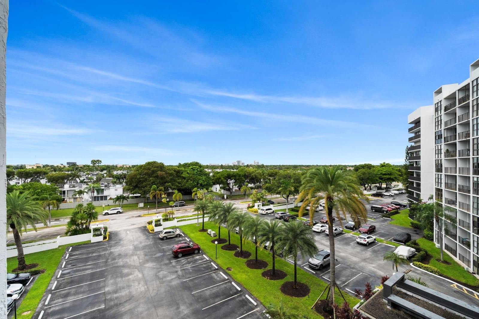 800 Parkview Drive 625, Hallandale Beach, FL 33009 photo 16