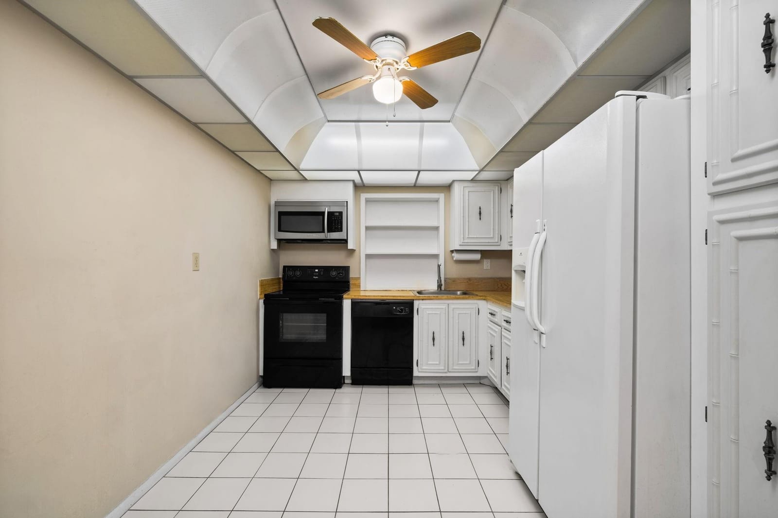 800 Parkview Drive 625, Hallandale Beach, FL 33009 photo 25