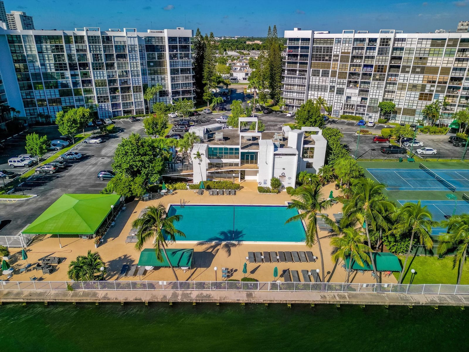 800 Parkview Drive 625, Hallandale Beach, FL 33009 photo 28