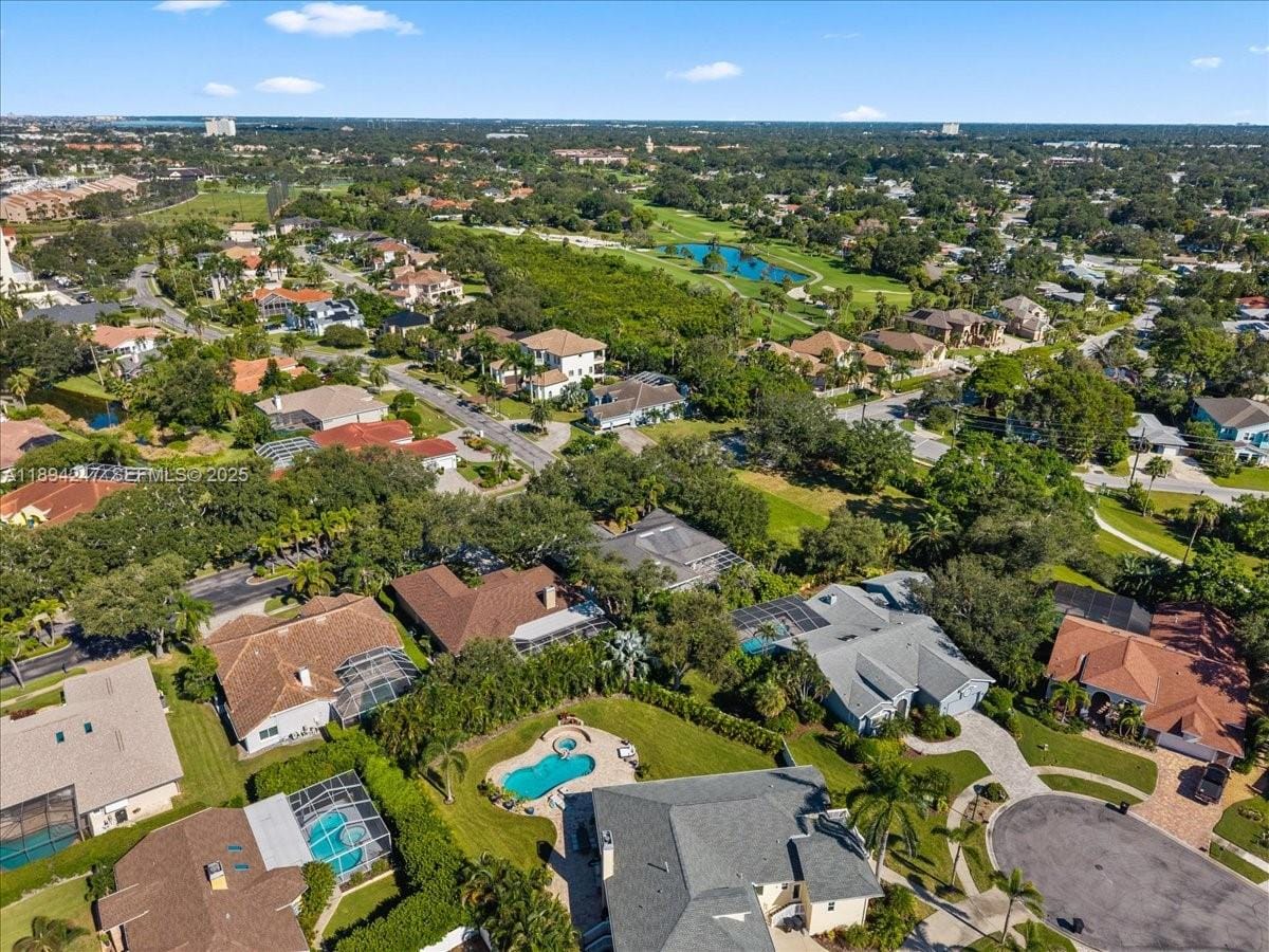 2706 Skimmer Point S Gulfport Drive, St. Petersburg, FL 33707 photo 15
