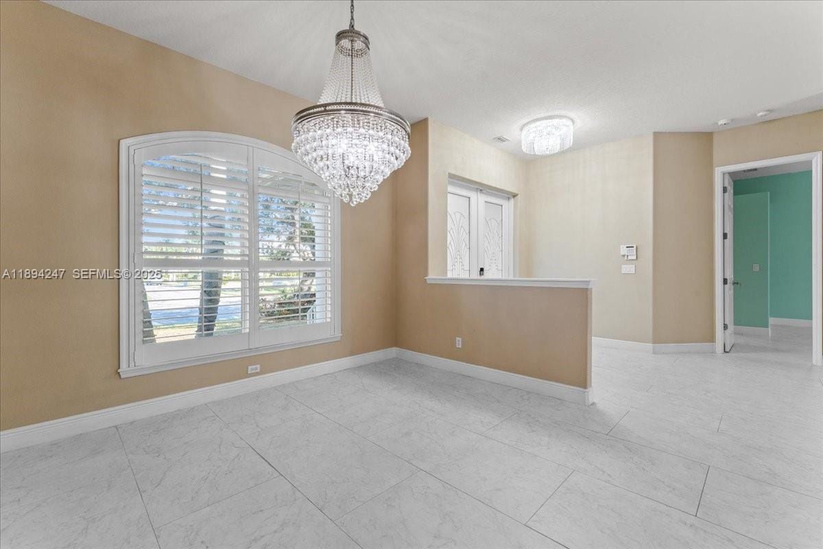 2706 Skimmer Point S Gulfport Drive, St. Petersburg, FL 33707 photo 19
